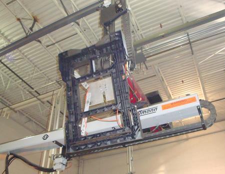 Whiltmann robotic crane removes HTS Ultra-Rack